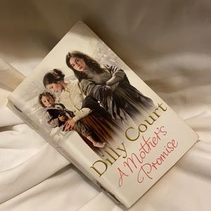 🌸 3/$8 A MOTHER’S PROMISE POCKETBOOK